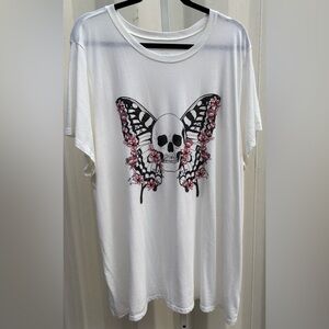 White top with skull butterfly torrid brand